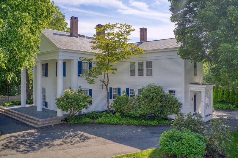 Classic Greek Revival Affords Elegance And Grace In Danvers