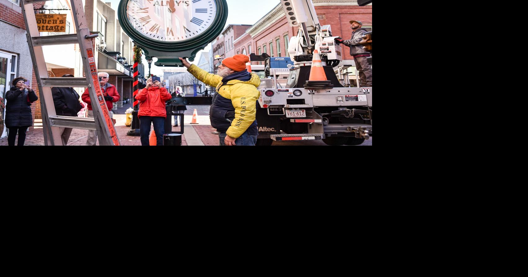 Almy's clock restored to original design