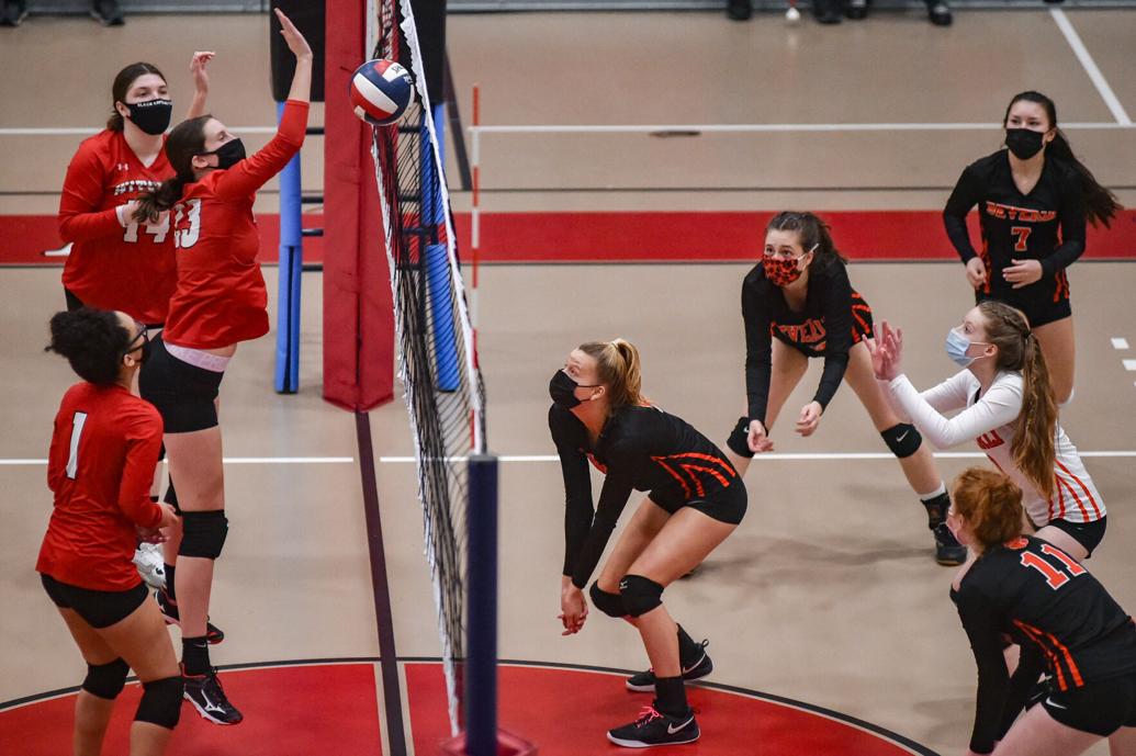 Beverly at Salem girls varsity volleyball match