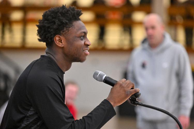 Salem High boys basketball celebrates with packed pep rally ahead of