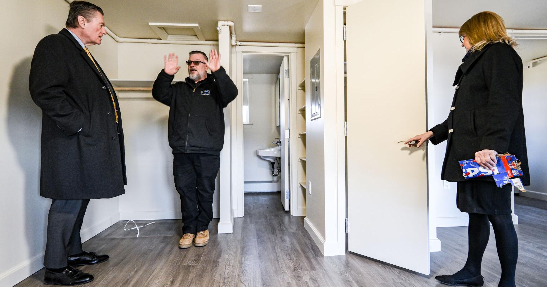 State housing secretary visits renovated Beverly apartments - Vimarsana News