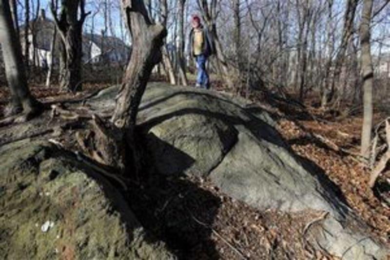 Salem Witch Trials Descendants Share Thoughts On Proctor S Ledge Local News Salemnews Com