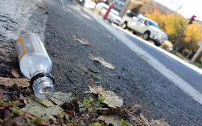 Salem leaders: Put a deposit on 'nip' bottles