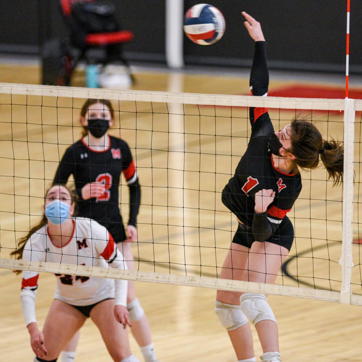 Peabody at Marblehead girls varsity volleyball match