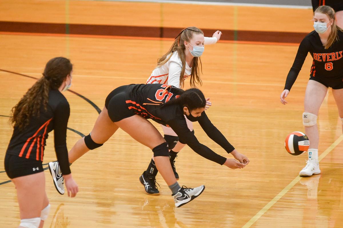 Peabody at Beverly girls varsity volleyball match
