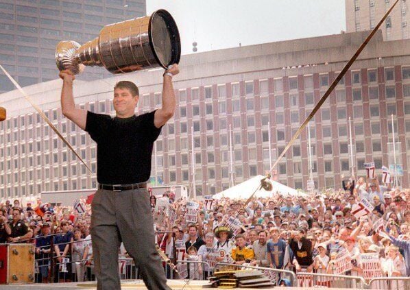 Ray Bourque on his Iconic Stanley Cup Lift – 20 Years Later - The Hockey  News