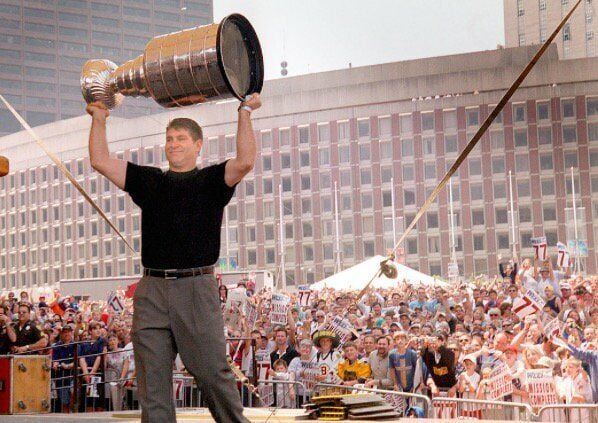 After eating Frosted Flakes from Stanley Cup as a kid, Ryan Bourque hopes  to sip from Cup again with Rangers – New York Daily News