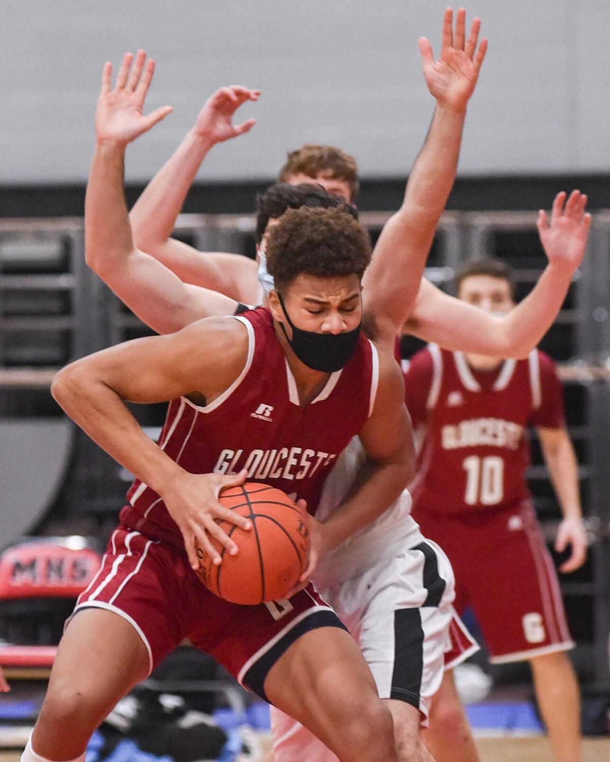 GLOUCESTER AT MARBLEHEAD BOYS BASKETBALL FOR SN AND GDT