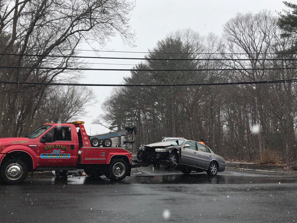 Police on scene of crash on Brimbal Avenue in Beverly News