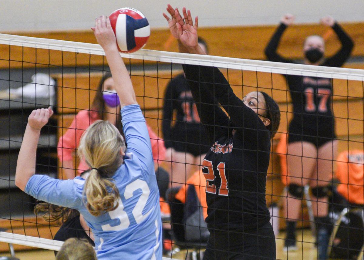 Ipswich girls volleyball vs. Triton in Cape Ann League playoffs