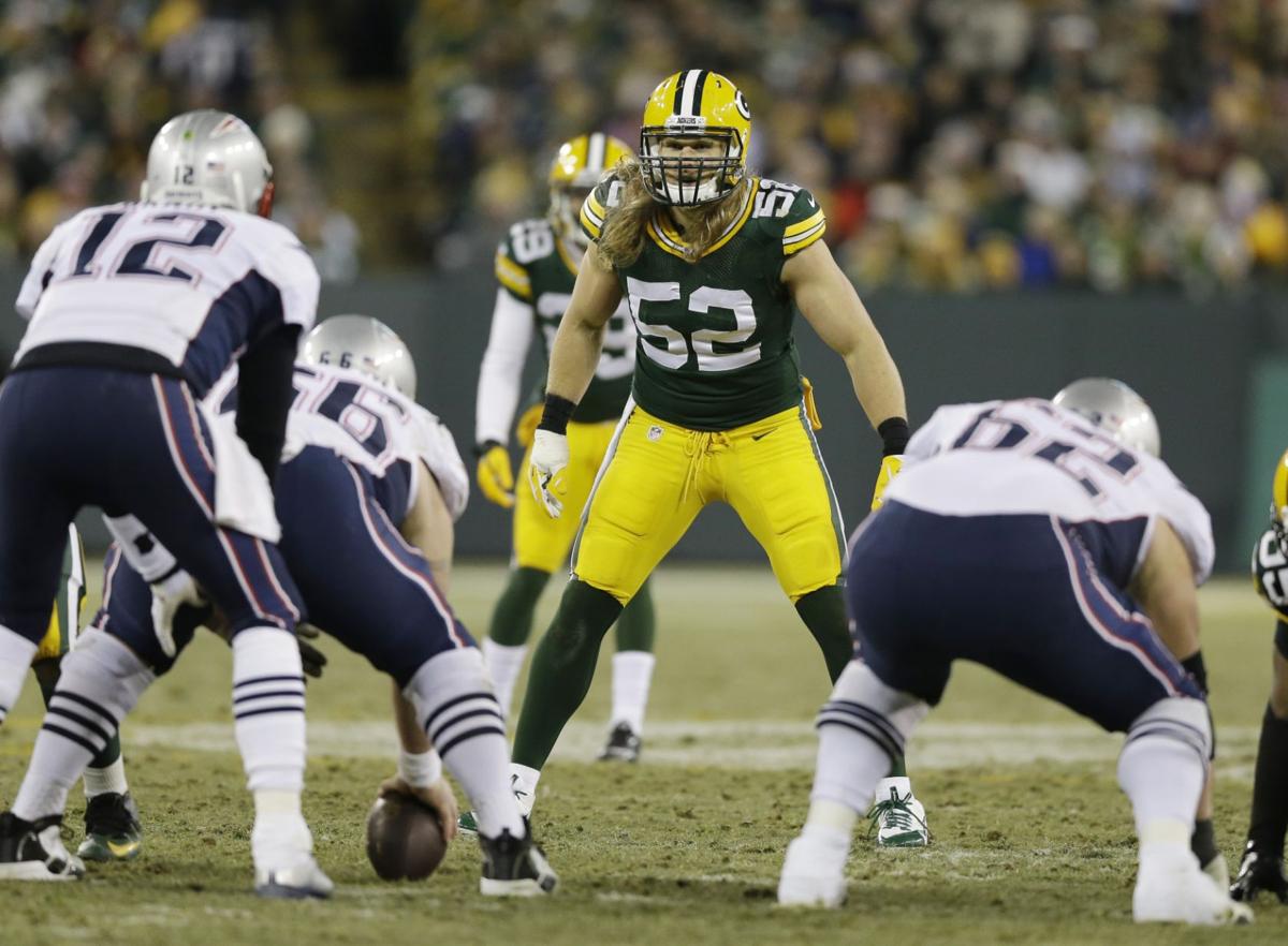 Green Bay Packers' Clay Matthews lines up during the second half.