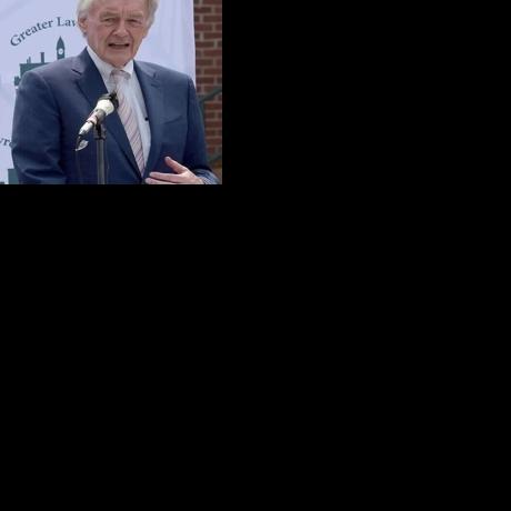 Markey renews demands to ICE over detainees