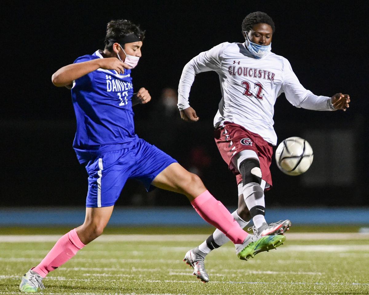 Gloucester vs Danvers boys soccer