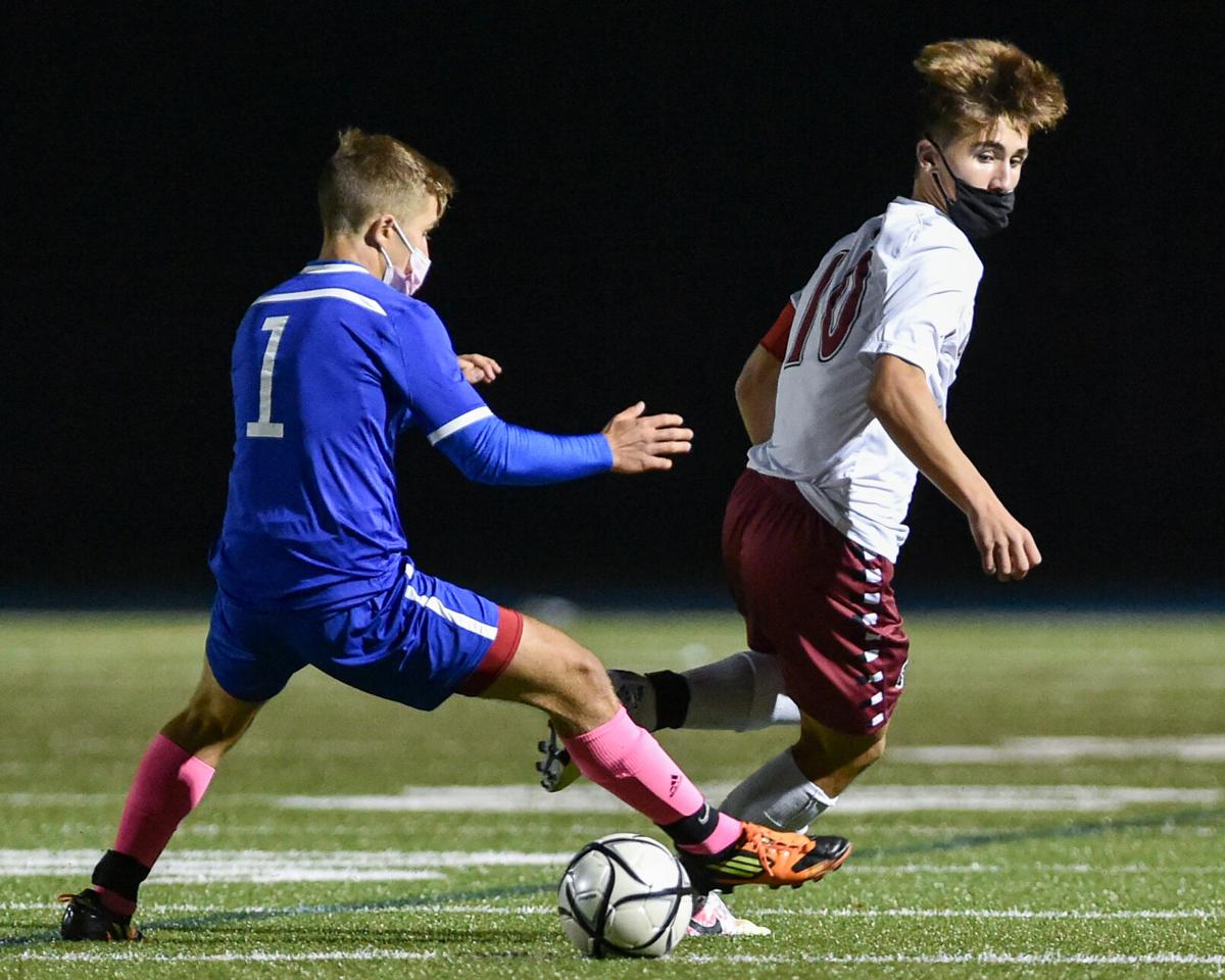 Gloucester vs Danvers boys soccer