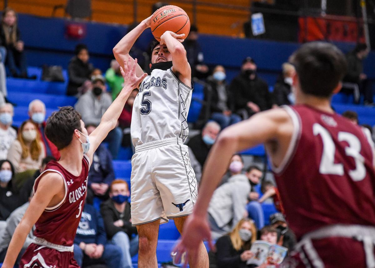 Gloucester at Peabody varsity boys basketball for SN and GDT