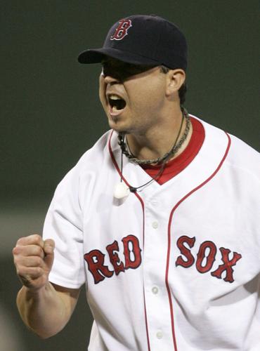 Red Sox's Josh Beckett dominates Angels in complete-game shutout