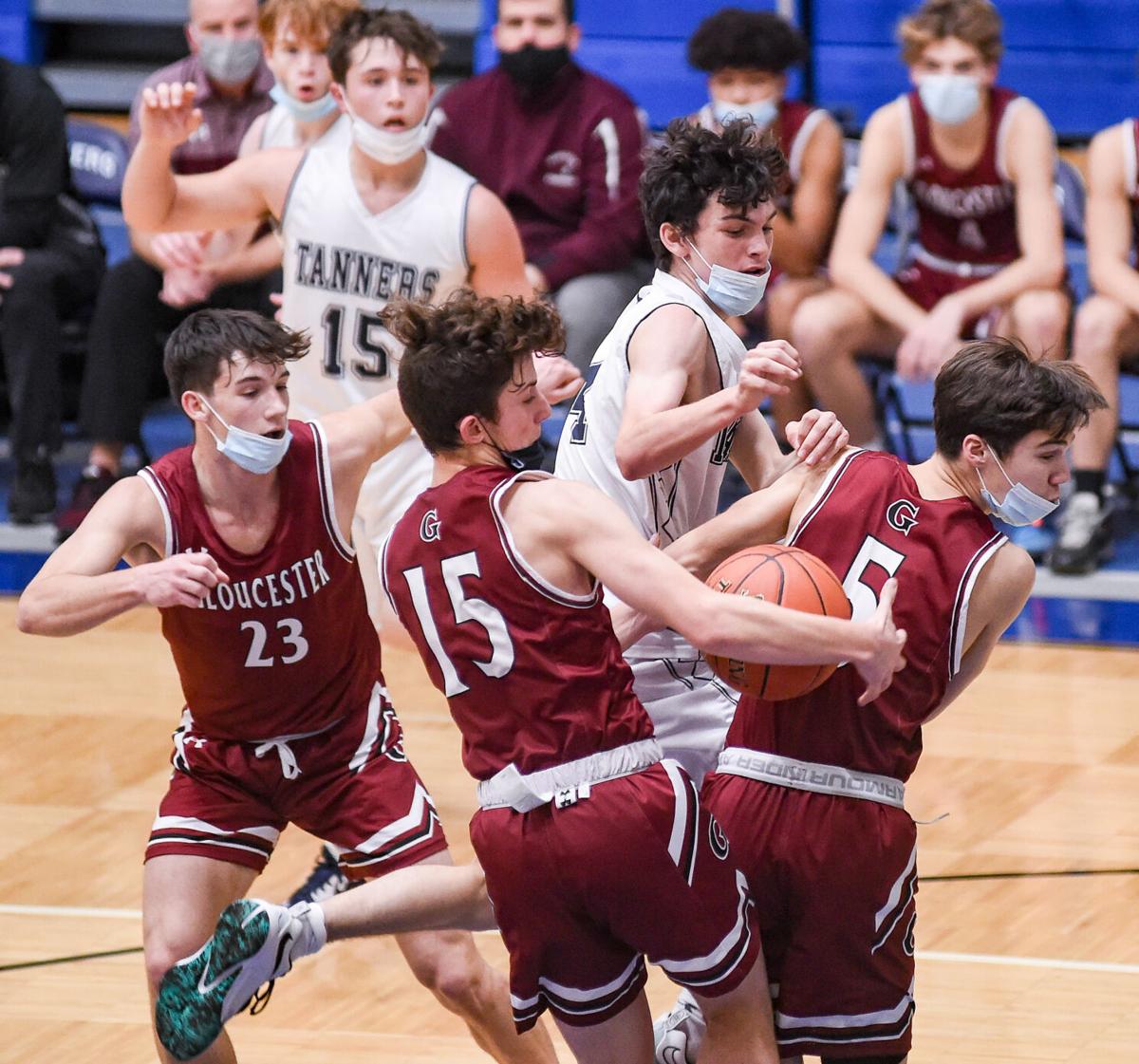 Gloucester at Peabody varsity boys basketball for SN and GDT