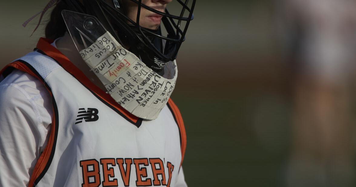 Quick Sticks girls lacrosse column: Reynolds wraps 'em up in net for Beverly