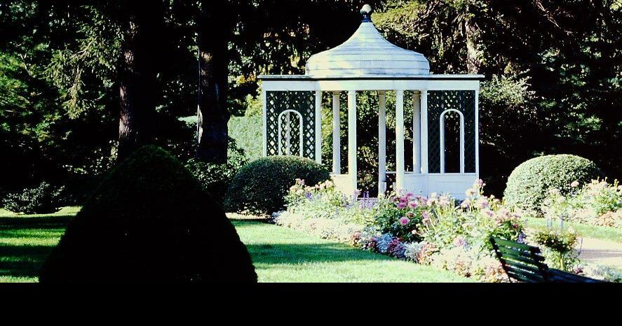 Funds needed to replace Glen Magna gazebo