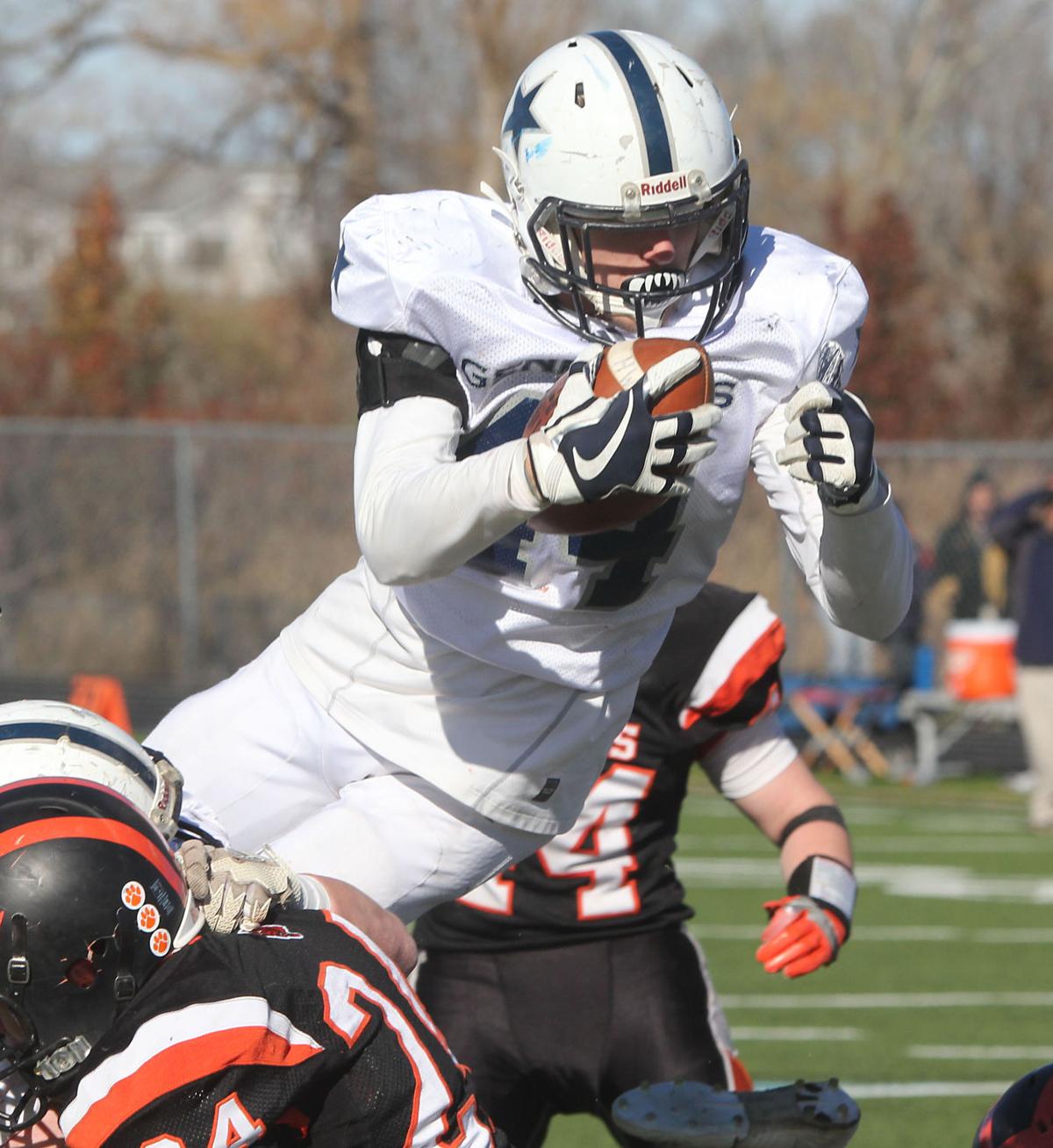 Slideshow HamiltonWenham and Ipswich football Multimedia