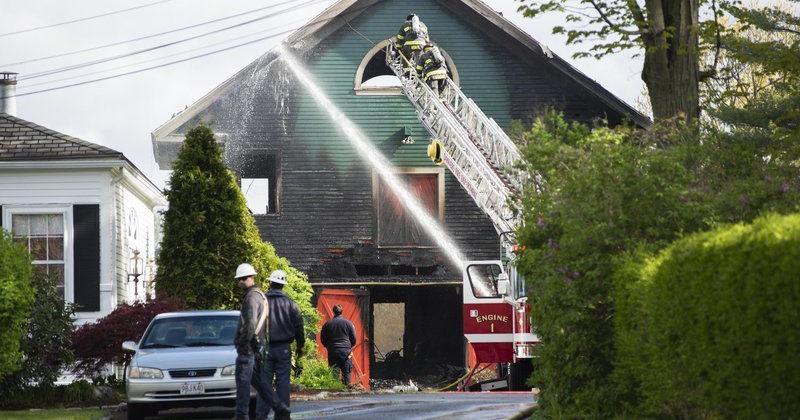 Fire rips through barn, killing chicks in Danvers | Local News ...