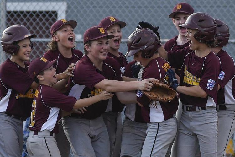 Meet the Danvers National Little League Major Division Padres graduating  players