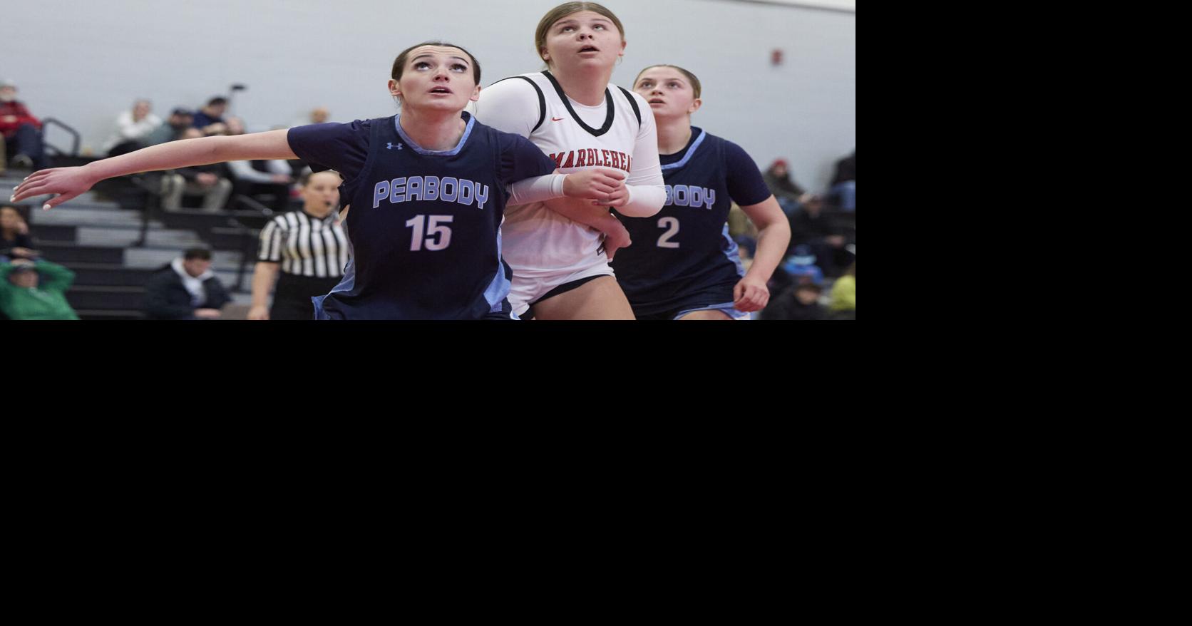 Weekend area roundup: Beverly hoop wins Comcast event; Essex Tech hockey takes MV tourney