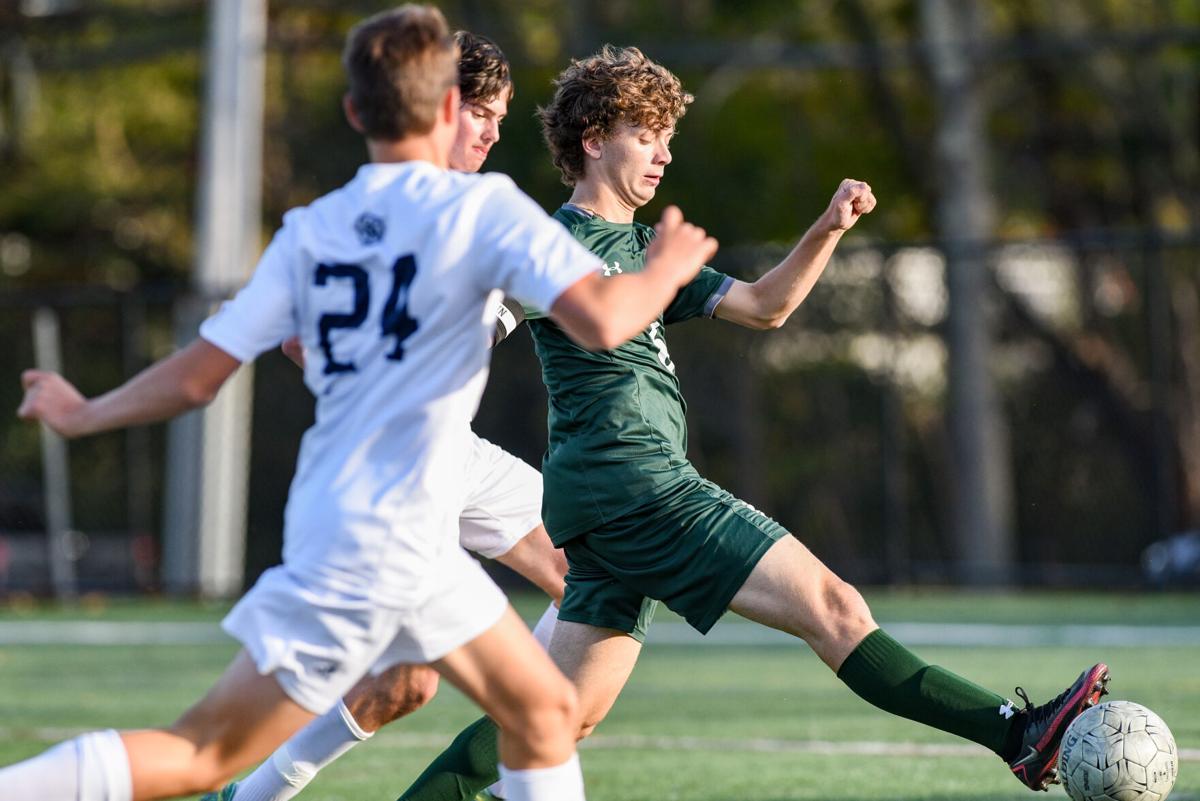 Manchester Essex vs. Hamilton-Wenham boys soccer