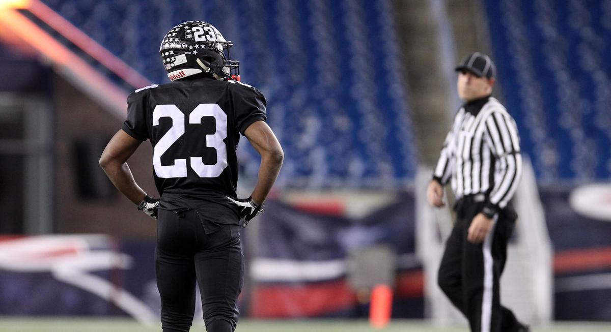 Falmouth Wins Battles Of Unbeatens Tops Marblehead In Super Bowl