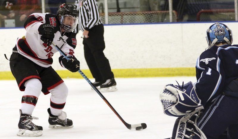 SLIDESHOW: Boys Hockey: Marblehead 4, Peabody 0 | Gallery | salemnews.com