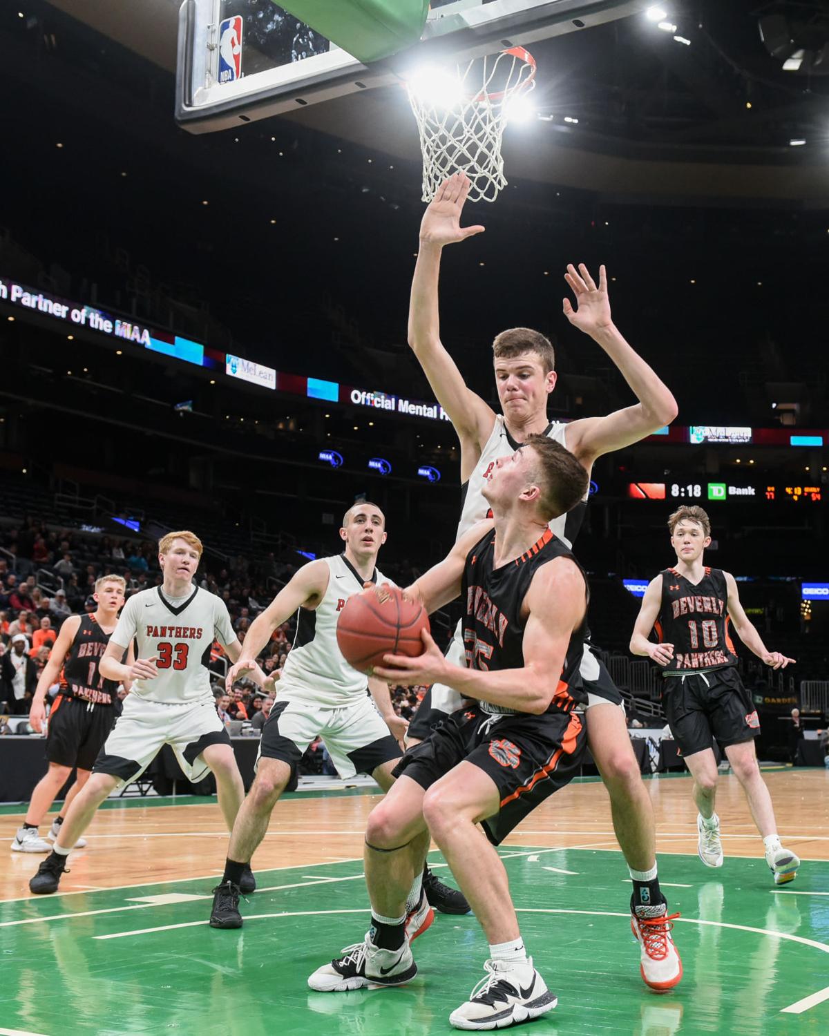 Beverly High boys basketball in Division 2 state semifinals at TD Garden in Boston