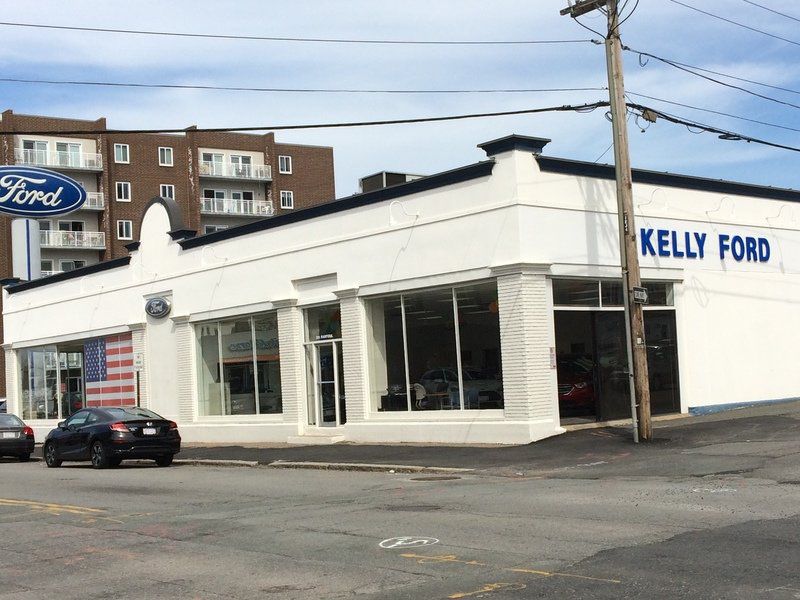 Former Home Of Ford Dealership Slated For Demolition Local News Windover Has Lied For A Permit To Demolish The Kelly Ford Building At 211 Rantoul St