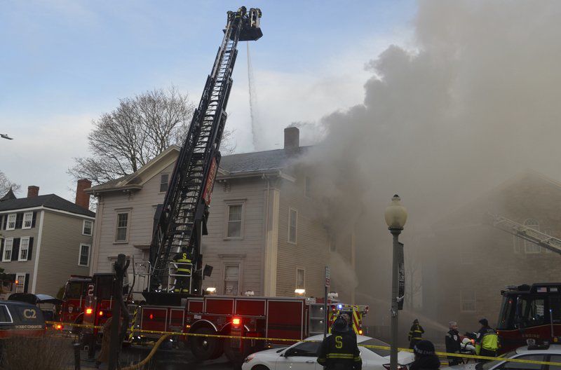 Up to a dozen displaced by Salem fire Local News