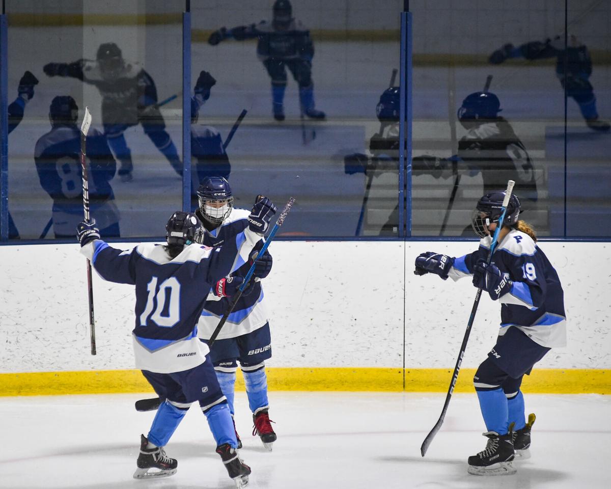 Peabody girls varsity hockey vs. Newburyport