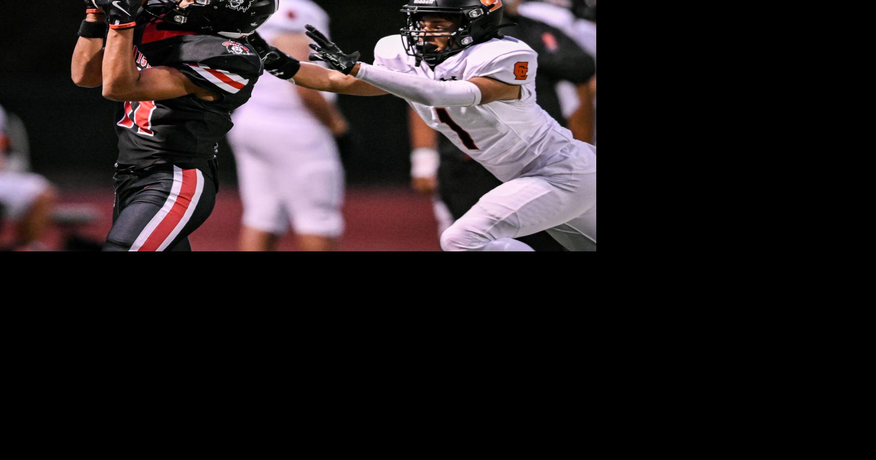 240920-jca-snet-salgrlawrhsfootball-017.JPG