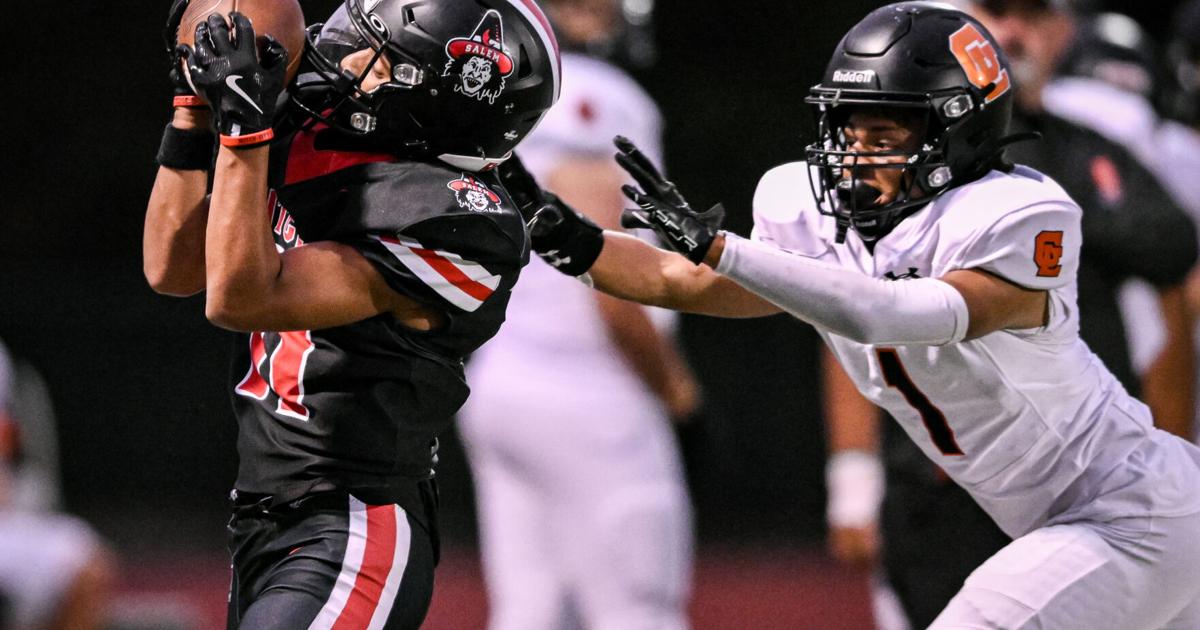240920-jca-snet-salgrlawrhsfootball-017.JPG