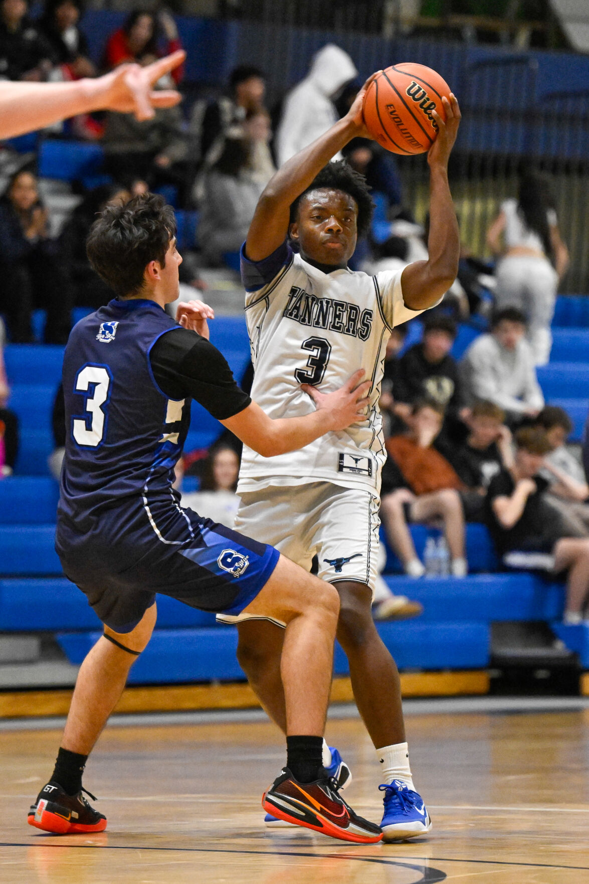 Big Blue boys manage to hold off Peabody | Sports | salemnews.com