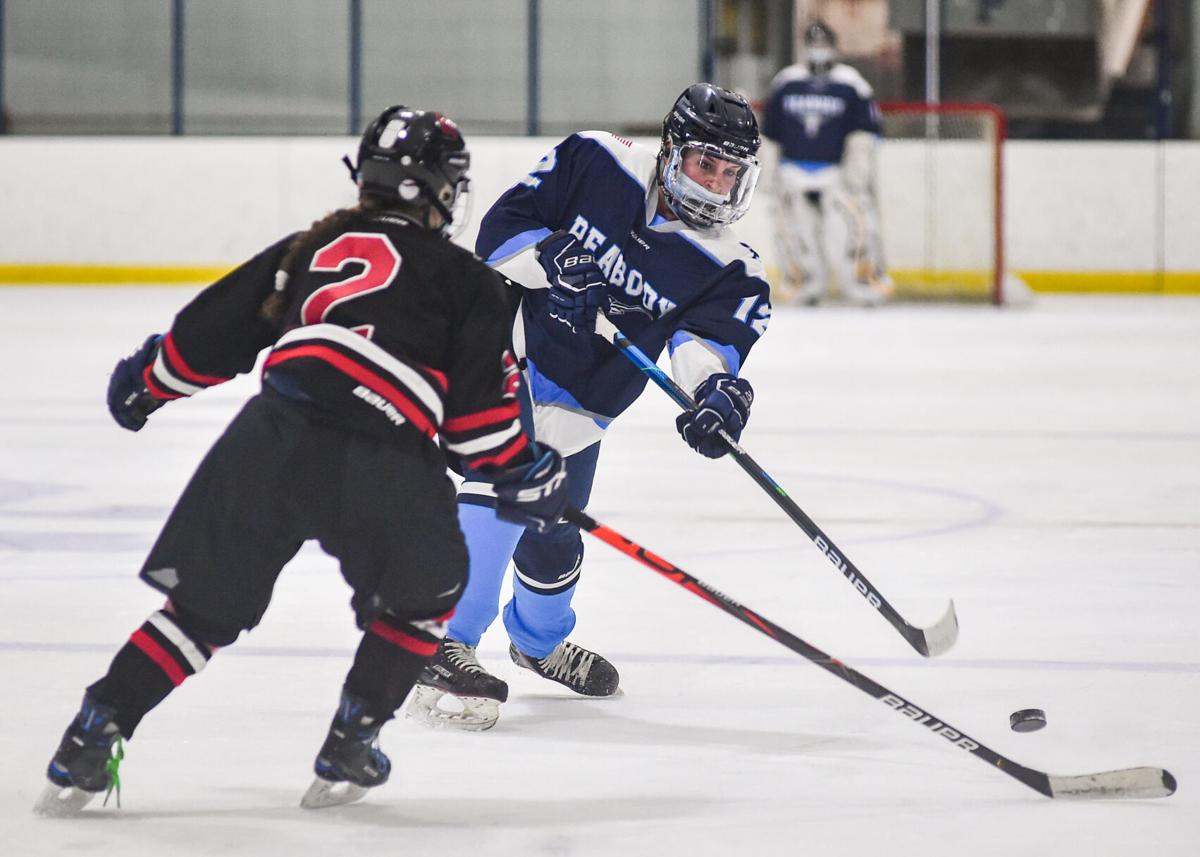 Marblehead at Peabody girls varsity hockey game