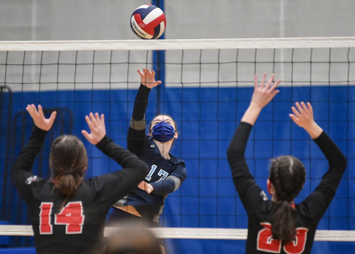 Salem at Peabody girls varsity volleyball game