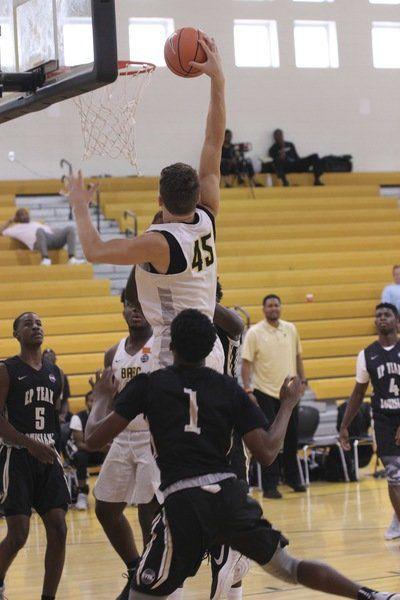 Beverly S Cross Garnering Numerous Division 1 Hoop Offers Sports