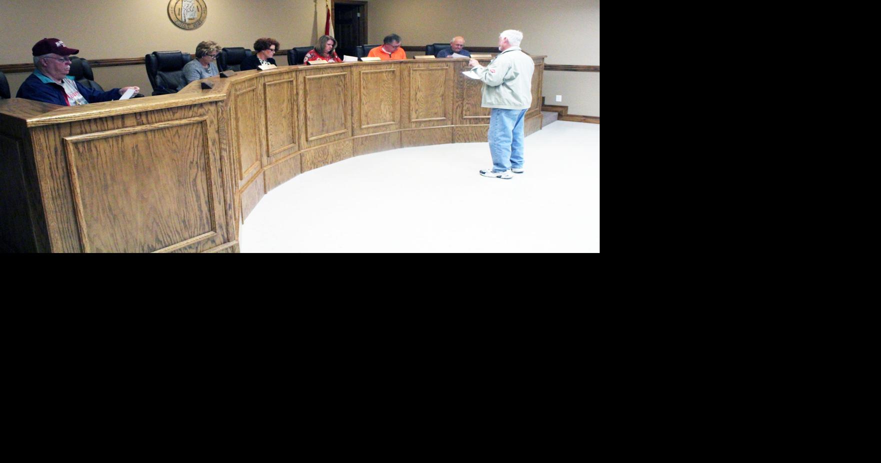 Crossville council prepares for Christmas parade News