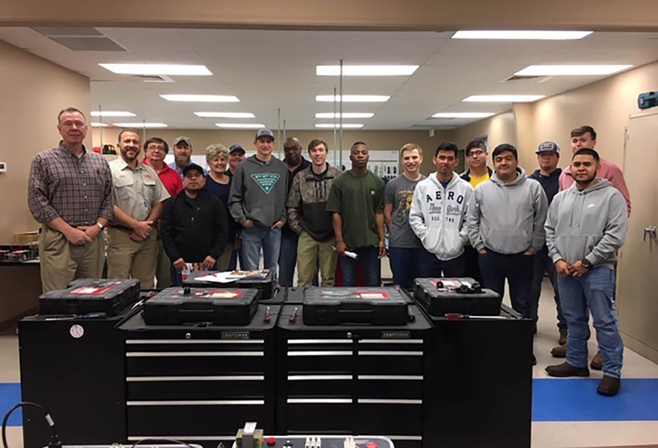 Tyson Foods talks careers with Snead State students News