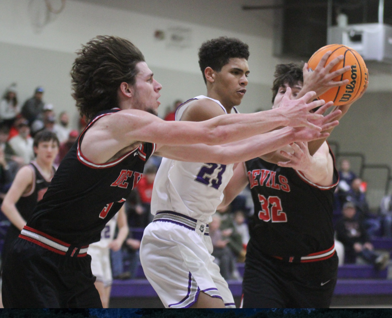 SandMountainReporter.com - No. 3 Fyffe hammers No. 6 Geraldine in sub-regional playoffs image