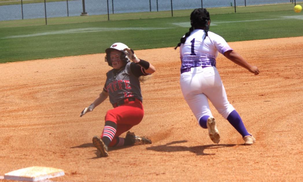 SandMountainReporter.com - Special bond helped Fyffe softball make history image