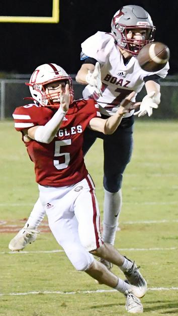 SandMountainReporter.com - Pirates rush by DHS in region battle image