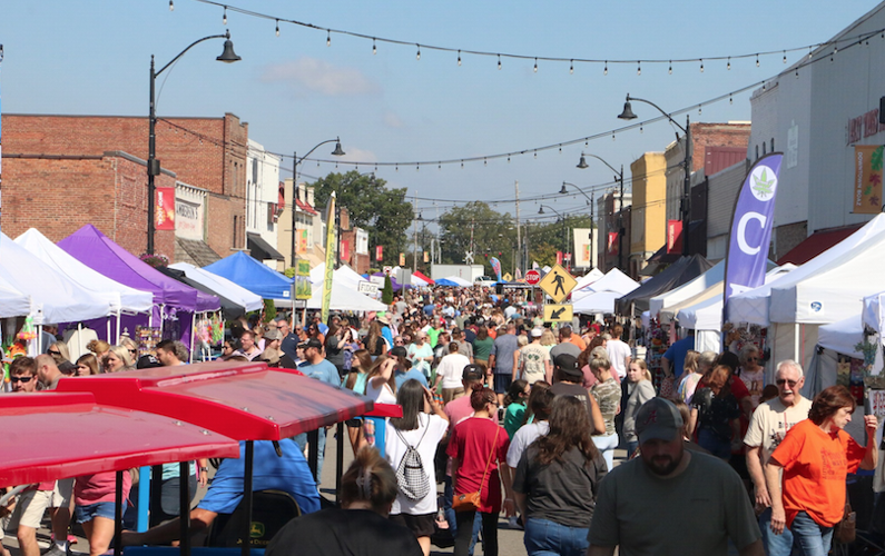 Thousands turn out for 60th annual Boaz Harvest Festival | News