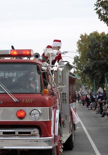 Grover Beach Christmas Parade 2022 Grover Beach Rings In Holidays With Parade, Santa's Workshop | Local News |  Santamariatimes.com
