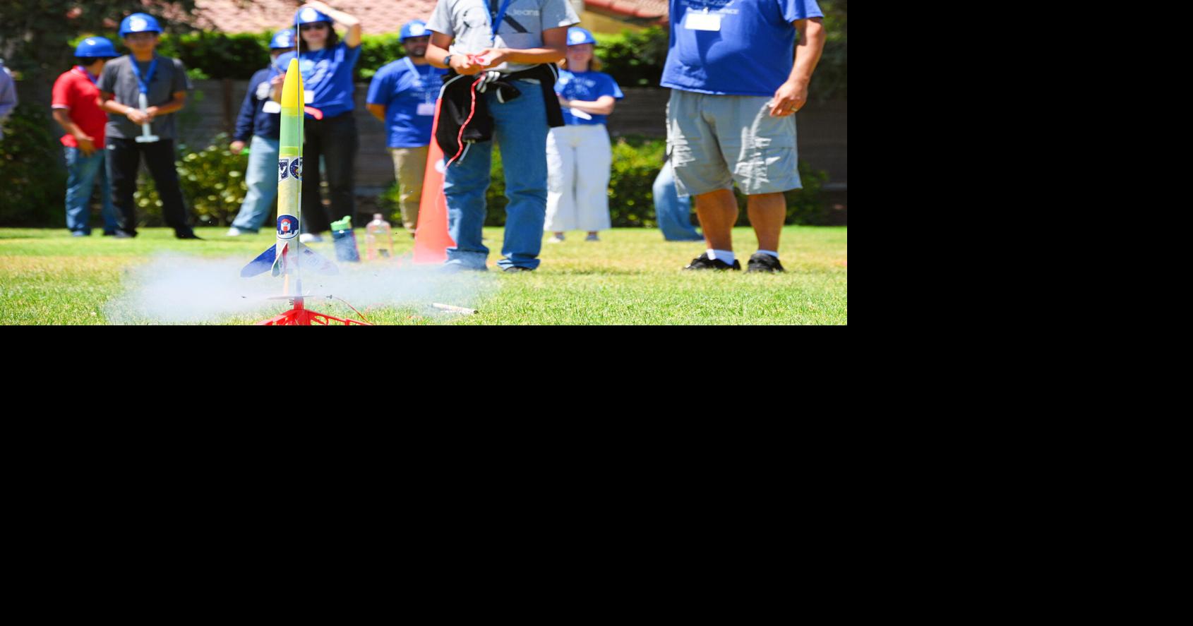 Rocket launches help incoming freshmen get a head start on high school