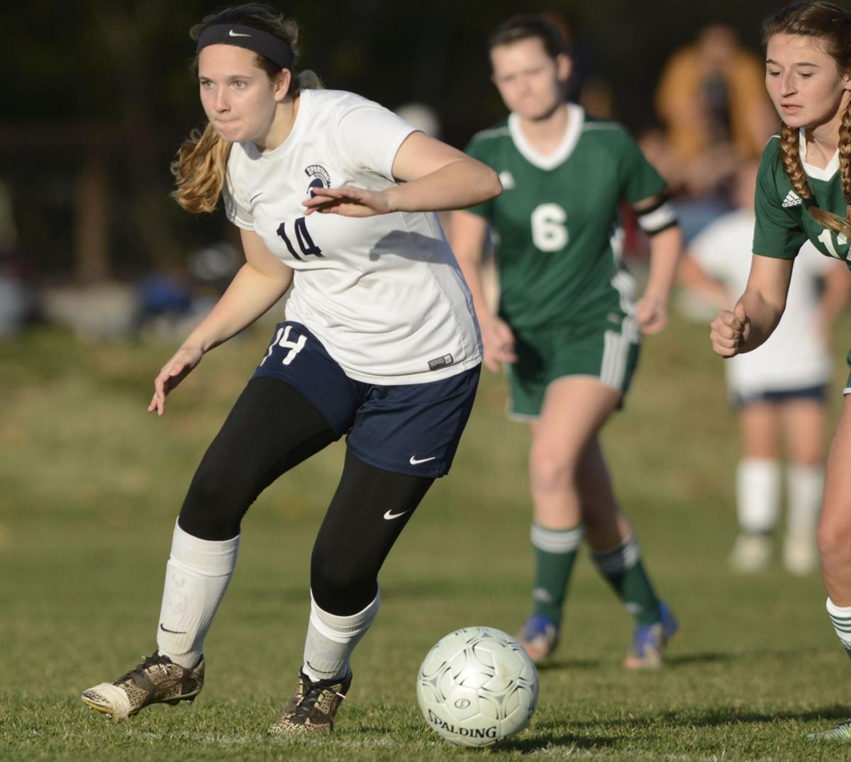 Girls Soccer Templeton scores early, holds on for 10 victory over