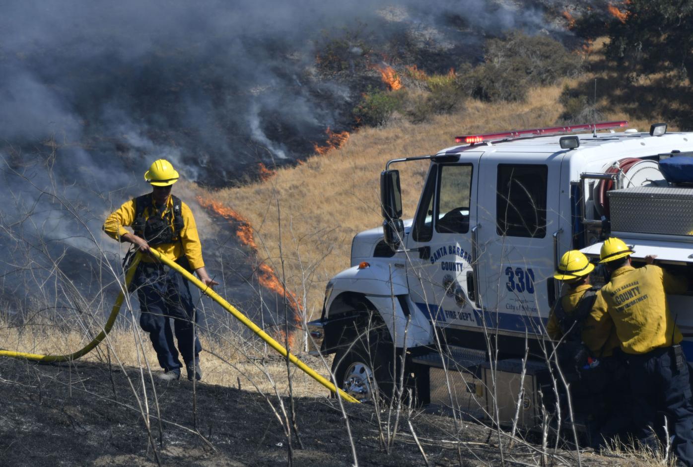 Forward progress stopped on 110acre Windmill fire burning near